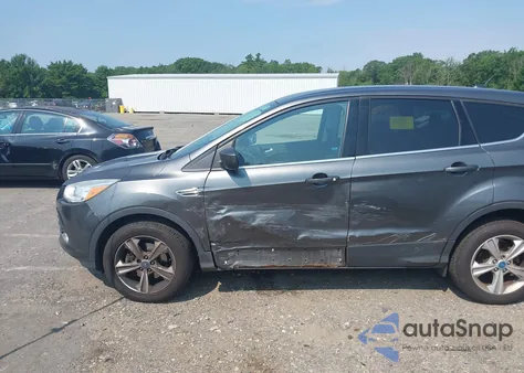 2015 Ford Escape Se z USA, uszkodzony, nr VIN 1FMCU9GXXFUC31347